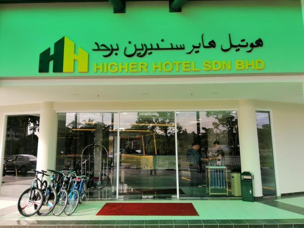 Higher Hotel Bandar Seri Begawan Bagian luar foto