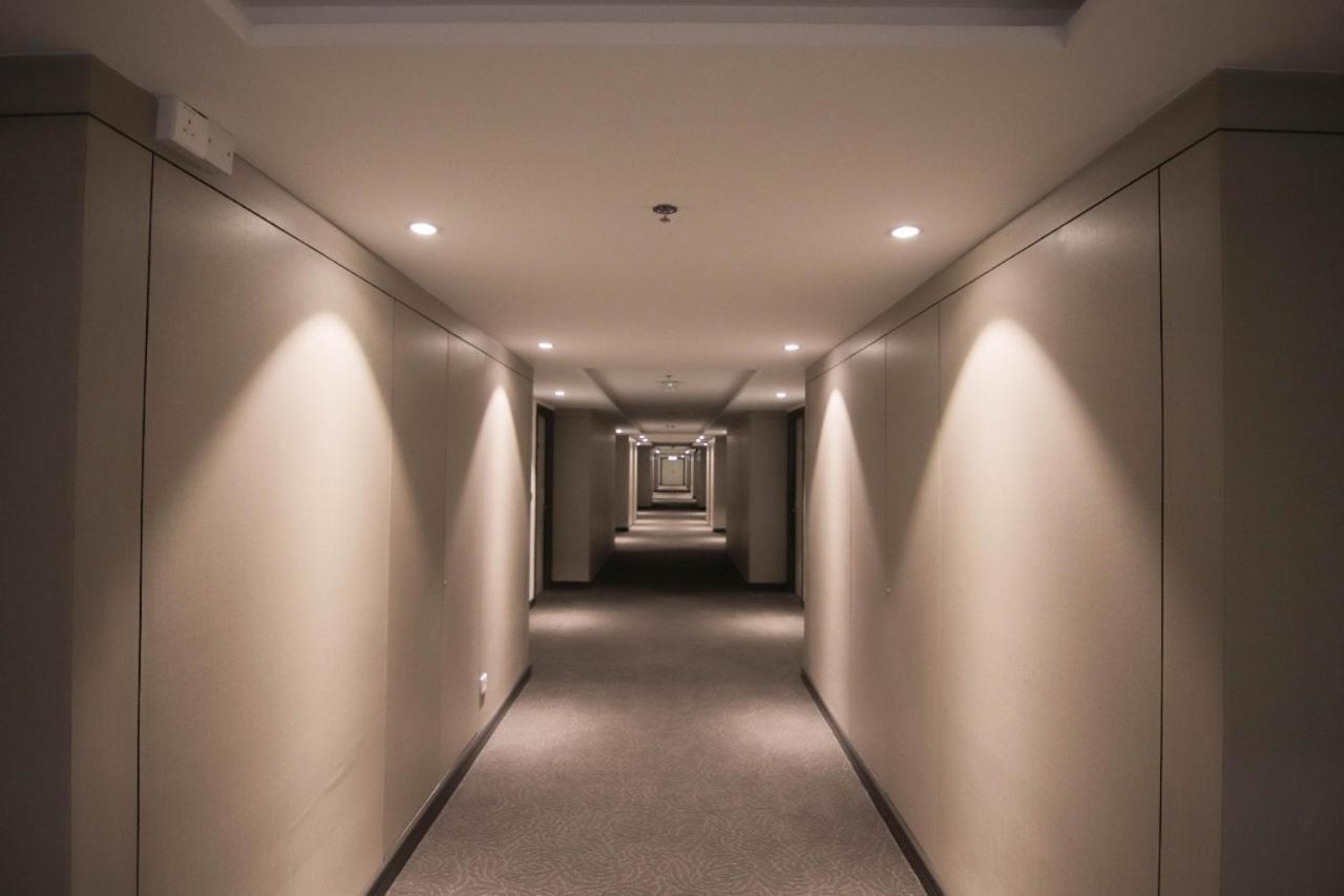 Higher Hotel Bandar Seri Begawan Bagian luar foto