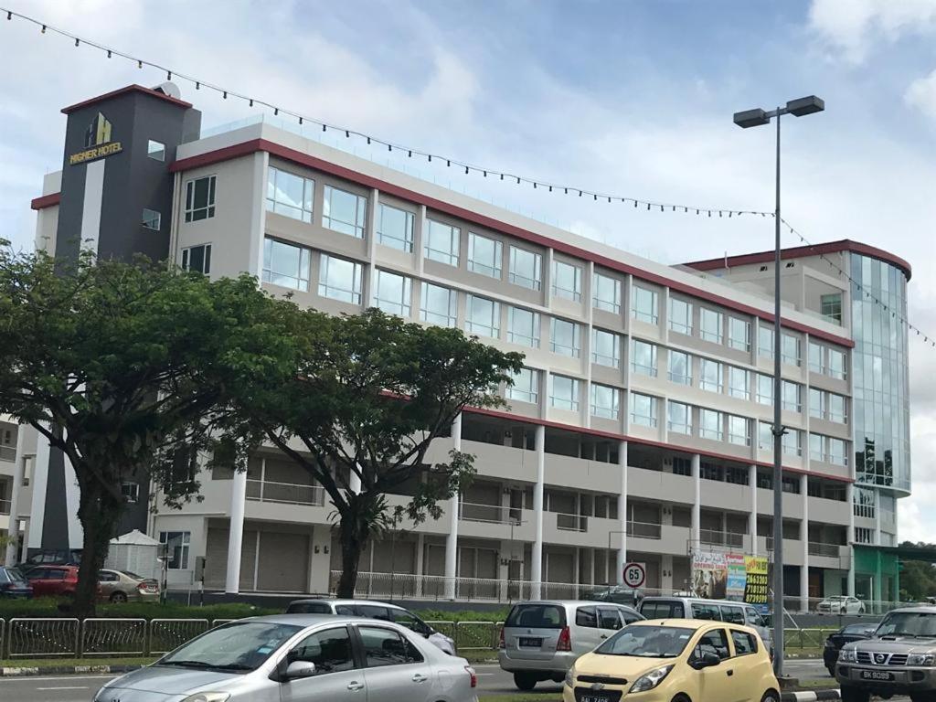 Higher Hotel Bandar Seri Begawan Bagian luar foto