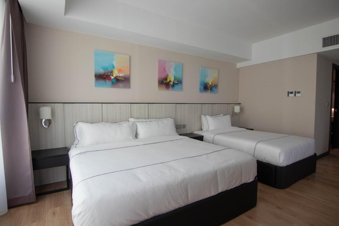 Higher Hotel Bandar Seri Begawan Bagian luar foto