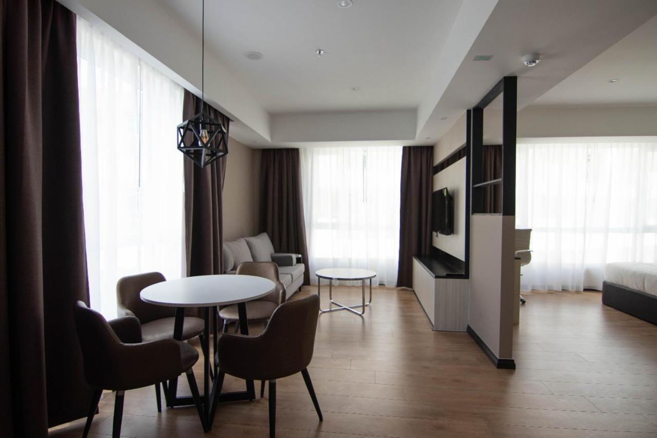 Higher Hotel Bandar Seri Begawan Bagian luar foto