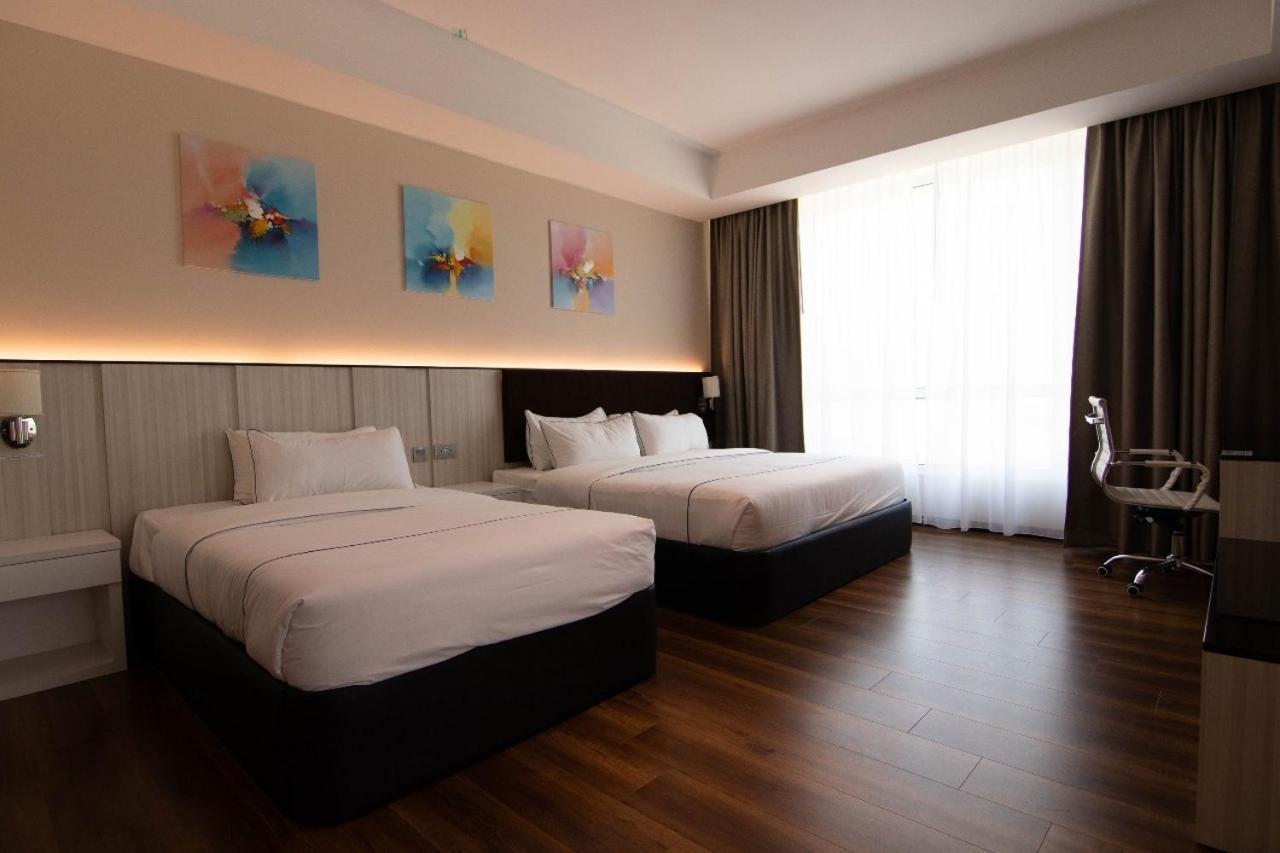 Higher Hotel Bandar Seri Begawan Bagian luar foto