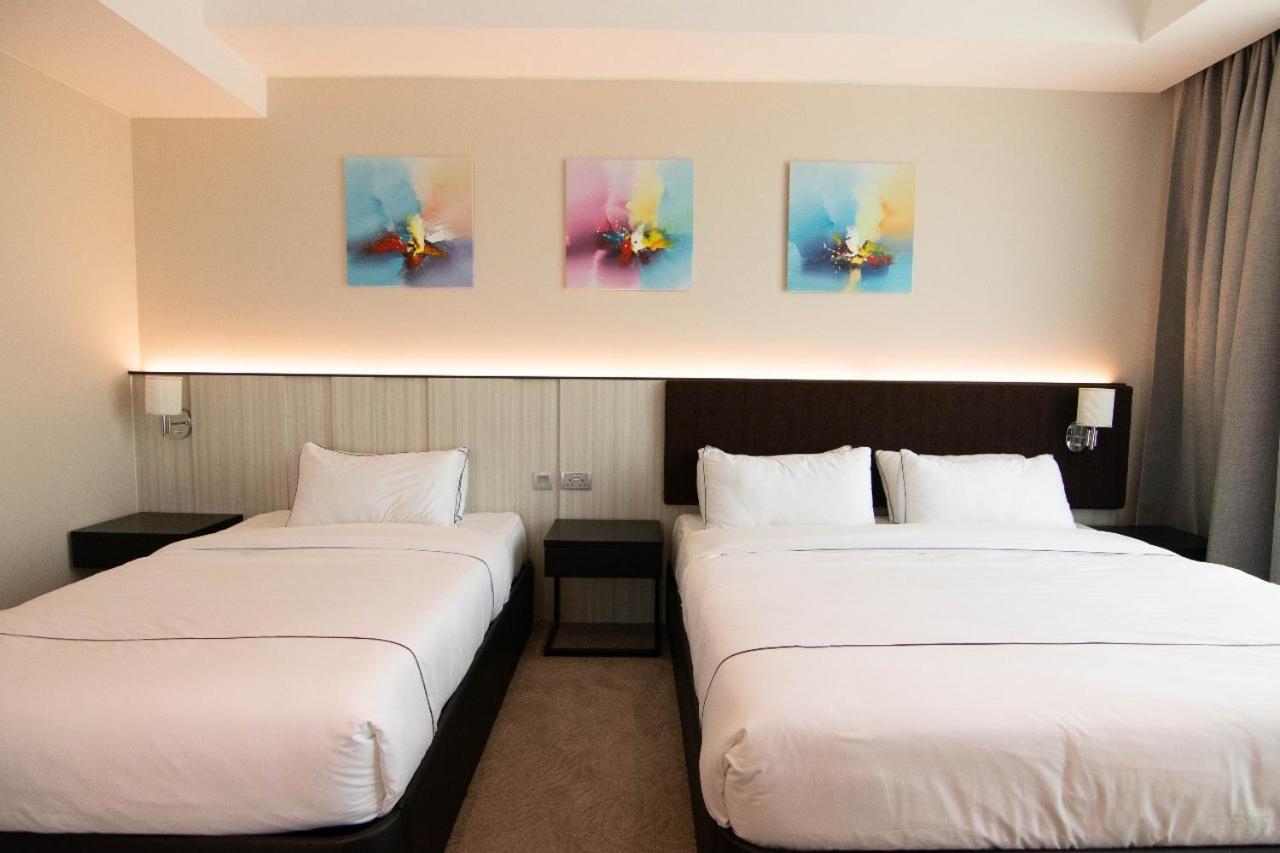Higher Hotel Bandar Seri Begawan Bagian luar foto
